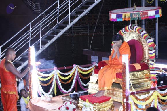 31-nithyananda-thepam_CMP_WM