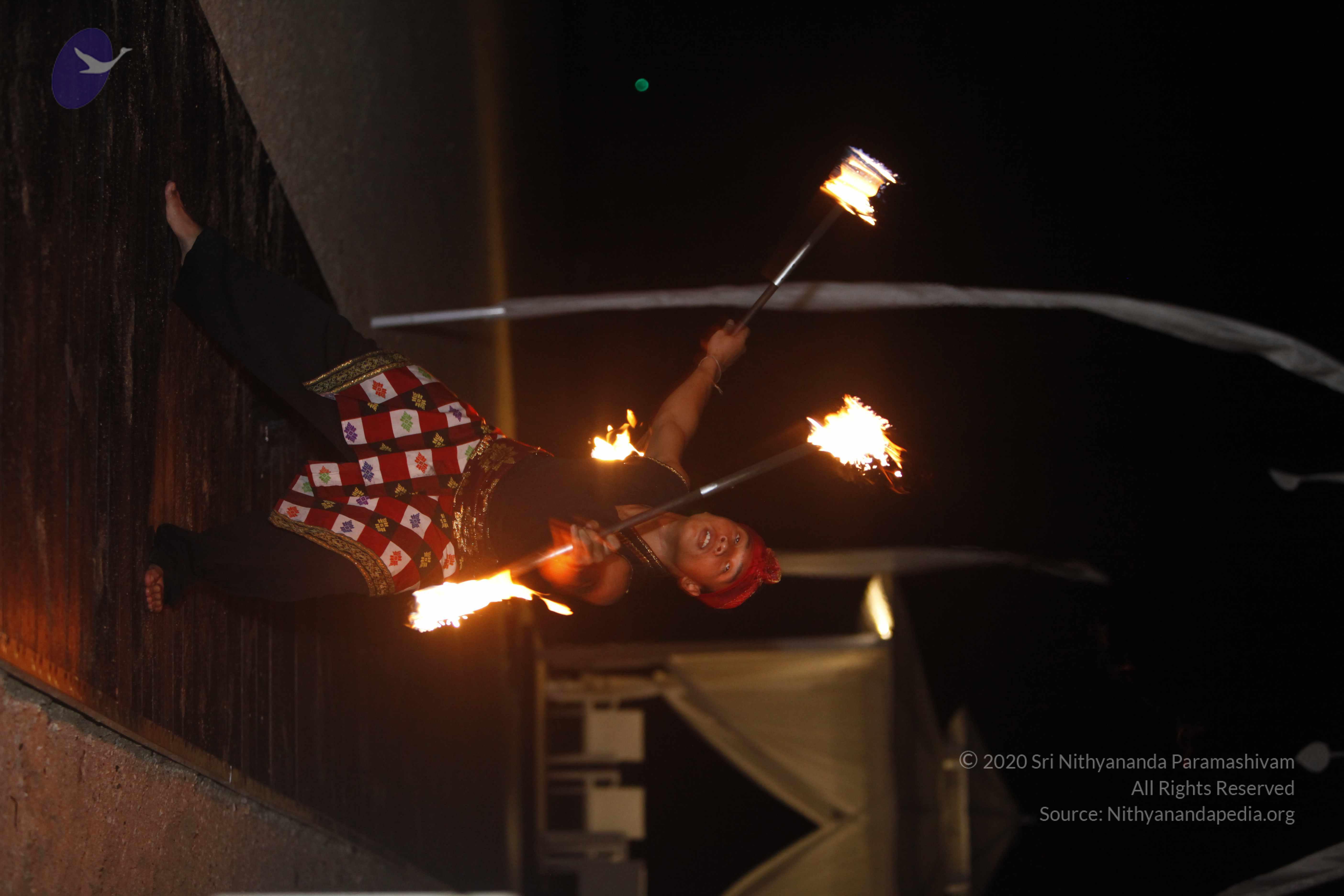 20131220_Photo_1060__MG_7872_CMP_WM