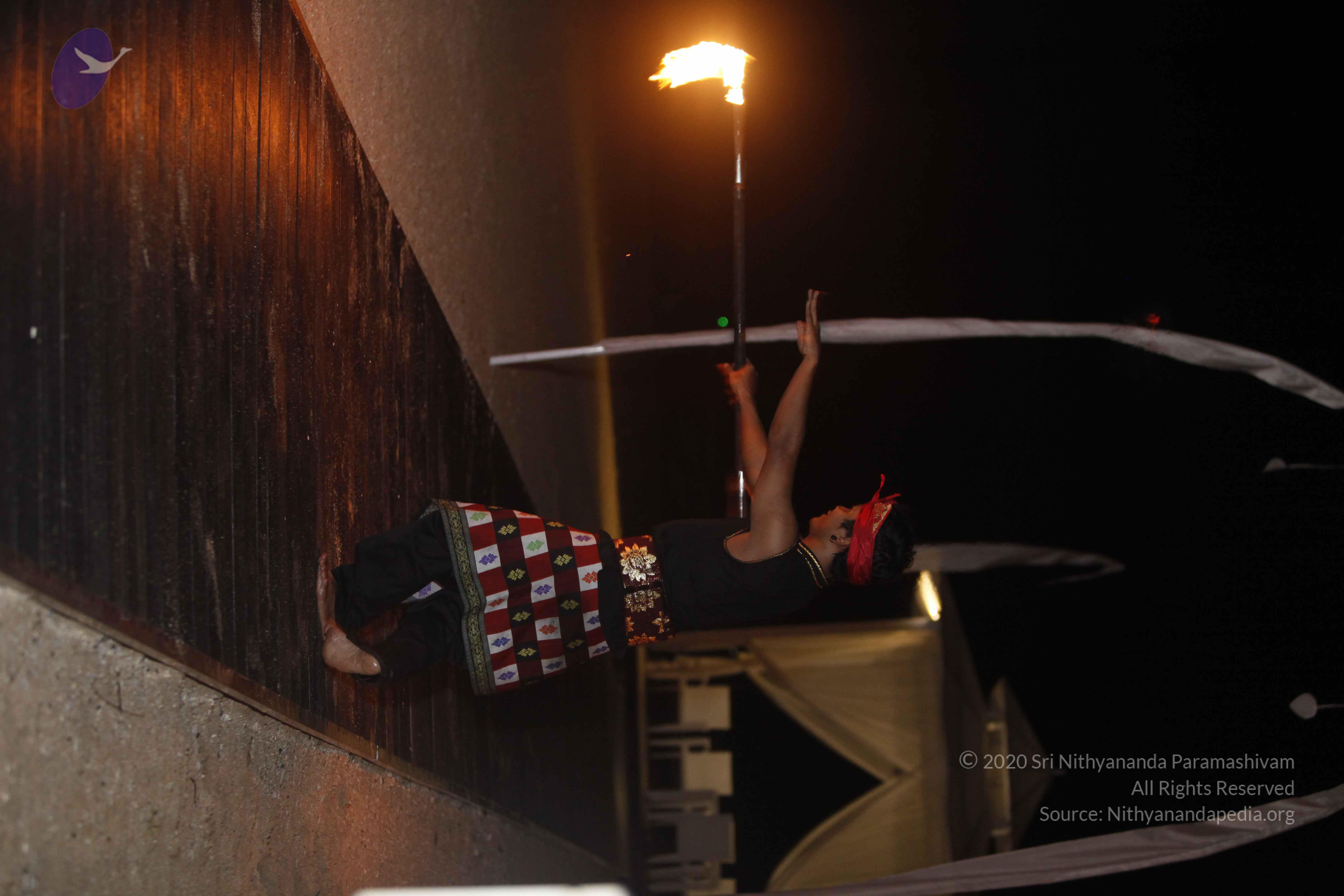 20131220_Photo_1085__MG_7847_CMP_WM